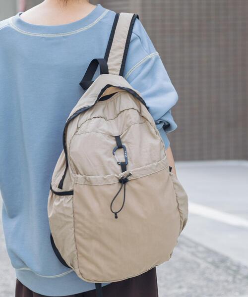 EKAL(エカル)の「EASY DAYPACK(バックパック/リュック・レディース・ブルー系その他/ブラック/ベージュ・ONE)」の2枚目の写真