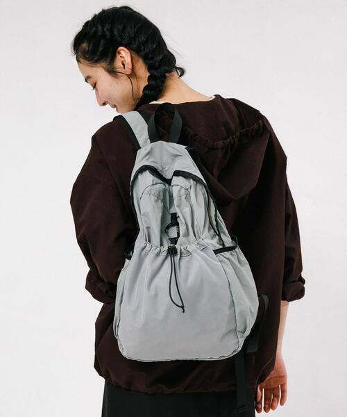 EKAL(エカル)の「EASY DAYPACK(バックパック/リュック・レディース・ブルー系その他/ブラック/ベージュ・ONE)」の3枚目の写真