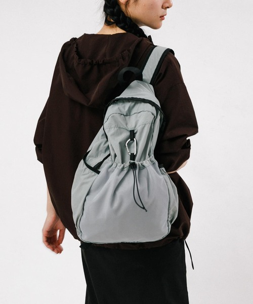 EKAL（エカル）の「EASY DAYPACK（バックパック/リュック・レディース・ブルー系その他/ブラック/ベージュ・ONE）」の5枚目の写真