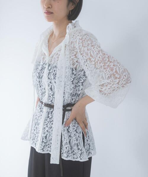 URBAN RESEARCH ROSSO WOMEN(アーバンリサーチ ロッソ)の「リーフレースフリルネックブラウス(シャツ/ブラウス・レディース・ホワイト/カーキ・FREE)」の7枚目の写真