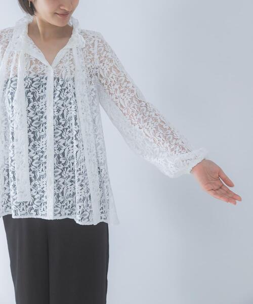 URBAN RESEARCH ROSSO WOMEN(アーバンリサーチ ロッソ)の「リーフレースフリルネックブラウス(シャツ/ブラウス・レディース・ホワイト/カーキ・FREE)」の14枚目の写真