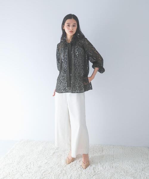 URBAN RESEARCH ROSSO WOMEN(アーバンリサーチ ロッソ)の「リーフレースフリルネックブラウス(シャツ/ブラウス・レディース・ホワイト/カーキ・FREE)」の21枚目の写真