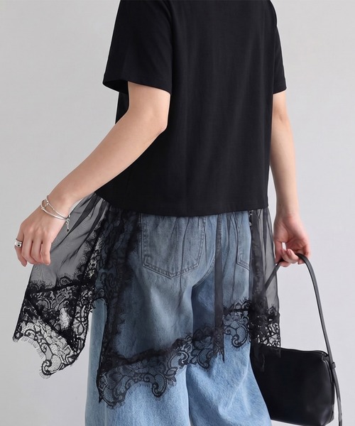 CRB(シーアールビー)の「裾レースレイヤーTシャツ(Tシャツ/カットソー・レディース・ブラック/オフホワイト・F)」の1枚目の写真