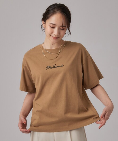 SHOO・LA・RUE（シューラルー）の「【S-LL/洗濯機可】大人っぽく着られる ジェルロゴプリントTシャツ（Tシャツ/カットソー・レディース・ホワイト/ダークグレー/ダークブラウン/ライトオレンジ系・01/02/03/04）」の13枚目の写真