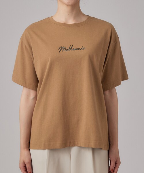 SHOO・LA・RUE（シューラルー）の「【S-LL/洗濯機可】大人っぽく着られる ジェルロゴプリントTシャツ（Tシャツ/カットソー・レディース・ホワイト/ダークグレー/ダークブラウン/ライトオレンジ系・01/02/03/04）」の21枚目の写真