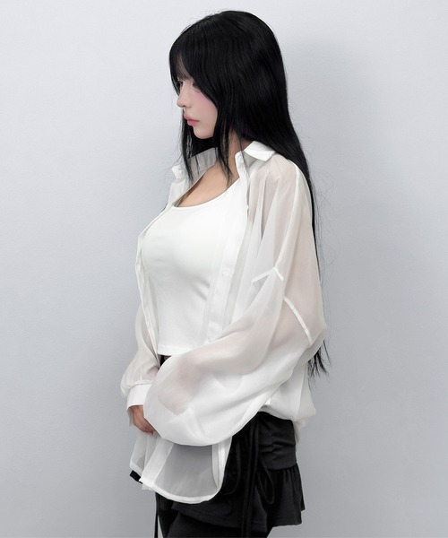 FOLLOWIN（フォロウィン）の「【3COLOR/シアー/冷房・UV対策】シアーオーバーシャツブラウス（シャツ/ブラウス・レディース・ホワイト/グレー/ブラック・FREE）」の4枚目の写真