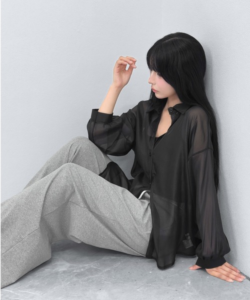 FOLLOWIN（フォロウィン）の「【3COLOR/シアー/冷房・UV対策】シアーオーバーシャツブラウス（シャツ/ブラウス・レディース・ホワイト/グレー/ブラック・FREE）」の18枚目の写真