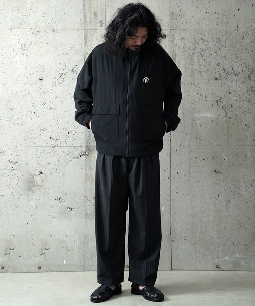 DEVILOCK(デビロック)の「DEVILOCK NYLON WASHER EMBROIDERY BLOUSON(ブルゾン・メンズ・カーキ/グレー/ブラック・MEDIUM)」の4枚目の写真