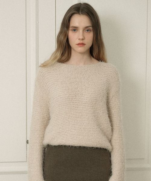 VLETI(ブレッティ)の「Boat-neck Loosefit Basic Knit (Beige)(ニット/セーター・レディース・ベージュ・FREE)」の2枚目の写真