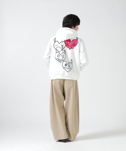 TRIPPY ART(トリッピーアート)の「TRIPPY ART(トリッピーアート)ONI HERTS 3D ZIP SWEAT PARKA(パーカー・メンズ・ホワイト・S/L/M)」の2枚目の写真