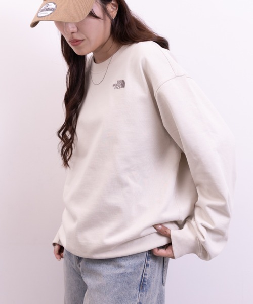 THE NORTH FACE(ザノースフェイス)の「THE NORTH FACE(ザ・ノースフェイス)/ワンポイント ロゴ刺繍 スウェット サイズ展開豊富 大きめサイズあり/M'S CORE SWEATSHIRTS(スウェット・レディース・グレー/ブラック/ライトブルー/サンドベージュ・XXL/XL/M/L)」の18枚目の写真