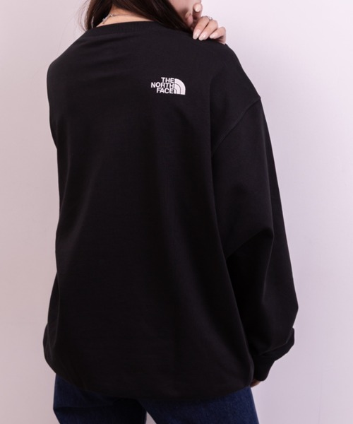 THE NORTH FACE(ザノースフェイス)の「THE NORTH FACE(ザ・ノースフェイス)/ワンポイント ロゴ刺繍 スウェット サイズ展開豊富 大きめサイズあり/M'S CORE SWEATSHIRTS(スウェット・レディース・グレー/ブラック/ライトブルー/サンドベージュ・XXL/XL/M/L)」の5枚目の写真