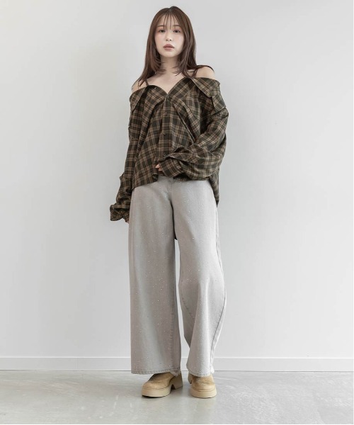 RANDA(ランダ)の「マルチWAY モノグラム刺繍オーバーサイズシャツ(シャツ/ブラウス・レディース・ブラック/ブラウン/ベージュ・FREE)」の20枚目の写真