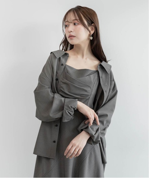 RANDA(ランダ)の「マルチWAY モノグラム刺繍オーバーサイズシャツ(シャツ/ブラウス・レディース・ブラック/ブラウン/ベージュ・FREE)」の15枚目の写真