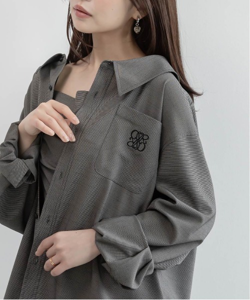 RANDA(ランダ)の「マルチWAY モノグラム刺繍オーバーサイズシャツ(シャツ/ブラウス・レディース・ブラック/ブラウン/ベージュ・FREE)」の17枚目の写真