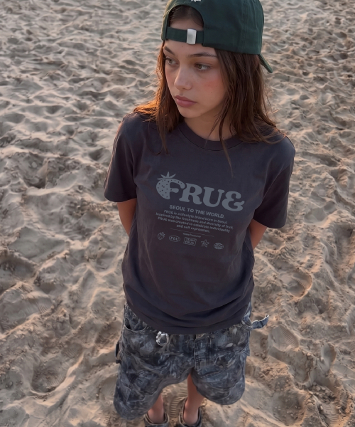 FRUAND(フルアンド)の「SEOUL T-SHIRT_3COLOR(Tシャツ/カットソー・レディース・その他/ブラック/ホワイト/チャコールグレー・FREE)」の1枚目の写真