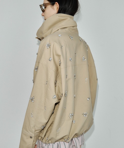 JOSE MOON(ジョゼムーン)の「COTTON 2WAY BLOUSON with BIJOU/コットン2WAYブルゾンwithビジュー(その他アウター・レディース・ベージュ/ブラック・36/38)」の20枚目の写真