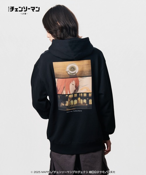 glamb(グラム)の「Makima & Denji Hoodie / マキマ&デンジ フーディ(パーカー・メンズ・ブラック/グレー・M/L/XL)」の4枚目の写真