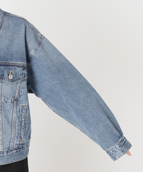 Levi's（リーバイス）の「LEVI'S/リーバイス WOMEN'S 90S TRUCKER トラッカージャケット（デニムジャケット・レディース・サックスブルー・SMALL）」の17枚目の写真