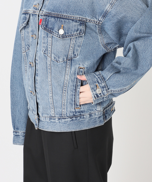 Levi's（リーバイス）の「LEVI'S/リーバイス WOMEN'S 90S TRUCKER トラッカージャケット（デニムジャケット・レディース・サックスブルー・SMALL）」の18枚目の写真