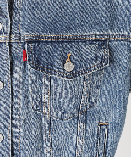 Levi's（リーバイス）の「LEVI'S/リーバイス WOMEN'S 90S TRUCKER トラッカージャケット（デニムジャケット・レディース・サックスブルー・SMALL）」の19枚目の写真