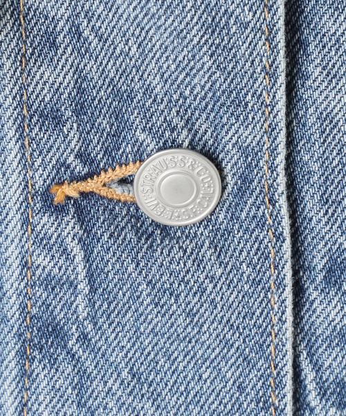Levi's（リーバイス）の「LEVI'S/リーバイス WOMEN'S 90S TRUCKER トラッカージャケット（デニムジャケット・レディース・サックスブルー・SMALL）」の20枚目の写真