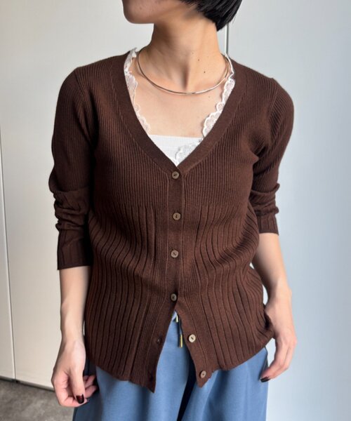 Jena espace merveilleux(ジェナ エスパスメルヴェイユ)の「【PalinkA/パリンカ】レースレイヤード風ニット(ニット/セーター・レディース・イエロー/ブラウン・FREE)」の3枚目の写真