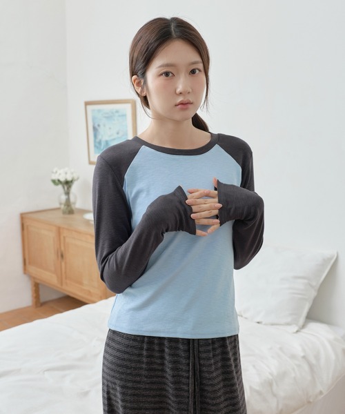 UNE MANSION（ユヌマンション）の「【2026AW新作アイテム】バイカラーベーシックシルエットTシャツカットソー（Tシャツ/カットソー・レディース・レッド/スカイブルー/ブラック・FREE）」の9枚目の写真
