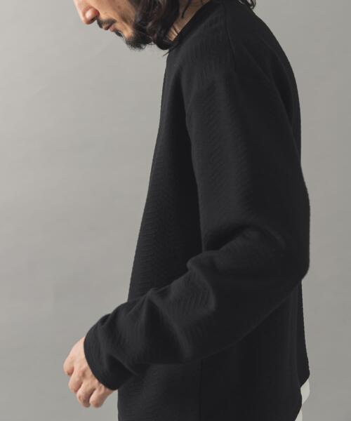 ITEMS URBANRESEARCH(アイテムズ アーバンリサーチ)の「フェイクレイヤードジオメジャカードトップス(Tシャツ/カットソー・メンズ・ブラック/モカ/グレー・LARGE/MEDIUM)」の4枚目の写真