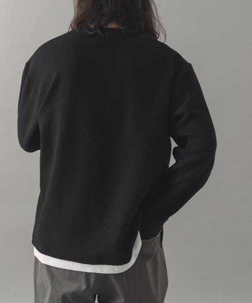 ITEMS URBANRESEARCH(アイテムズ アーバンリサーチ)の「フェイクレイヤードジオメジャカードトップス(Tシャツ/カットソー・メンズ・ブラック/モカ/グレー・LARGE/MEDIUM)」の8枚目の写真