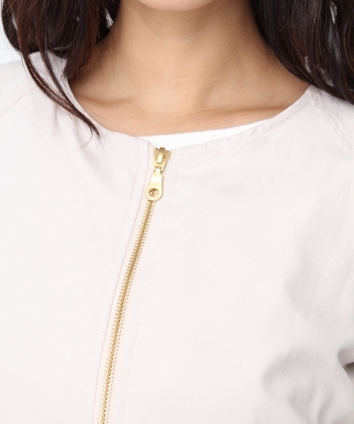 Andemiu（アンデミュウ）の「スウェードルックブルゾン748993（ブルゾン・レディース・アイボリー/キャメル・SMALL/MEDIUM）」の8枚目の写真