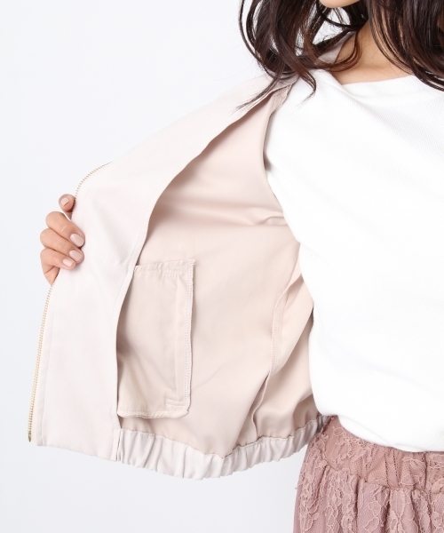 Andemiu（アンデミュウ）の「スウェードルックブルゾン748993（ブルゾン・レディース・アイボリー/キャメル・SMALL/MEDIUM）」の12枚目の写真