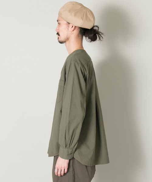 URBAN RESEARCH（アーバンリサーチ）の「RED SEAM ヘンリー長袖シャツ（シャツ/ブラウス・メンズ・カーキ・FREE）」の3枚目の写真
