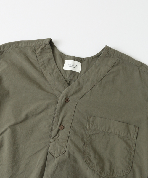 URBAN RESEARCH（アーバンリサーチ）の「RED SEAM ヘンリー長袖シャツ（シャツ/ブラウス・メンズ・カーキ・FREE）」の7枚目の写真