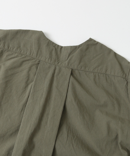 URBAN RESEARCH（アーバンリサーチ）の「RED SEAM ヘンリー長袖シャツ（シャツ/ブラウス・メンズ・カーキ・FREE）」の15枚目の写真