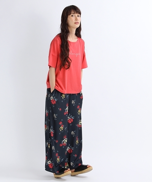 studio CLIP（スタディオクリップ）の「手書きロゴプリントTシャツ（Tシャツ/カットソー・レディース・オフホワイト/ブラック/レッド・LARGE/MEDIUM）」の9枚目の写真