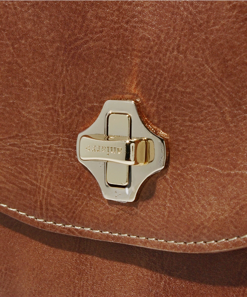 BRILLA per il gusto(ブリッラペルイルグースト)の「aniary / ビジネスクラッチM (ANS810)(クラッチバッグ・メンズ・ブラック系その他/ブラック/ブラウン系その他/ダークブラウン/レッド系その他/ダークグリーン/ネイビー・ONE SIZE)」の10枚目の写真