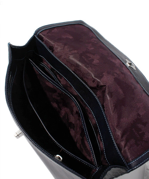 BRILLA per il gusto(ブリッラペルイルグースト)の「aniary / ビジネスクラッチM (ANS810)(クラッチバッグ・メンズ・ブラック系その他/ブラック/ブラウン系その他/ダークブラウン/レッド系その他/ダークグリーン/ネイビー・ONE SIZE)」の12枚目の写真