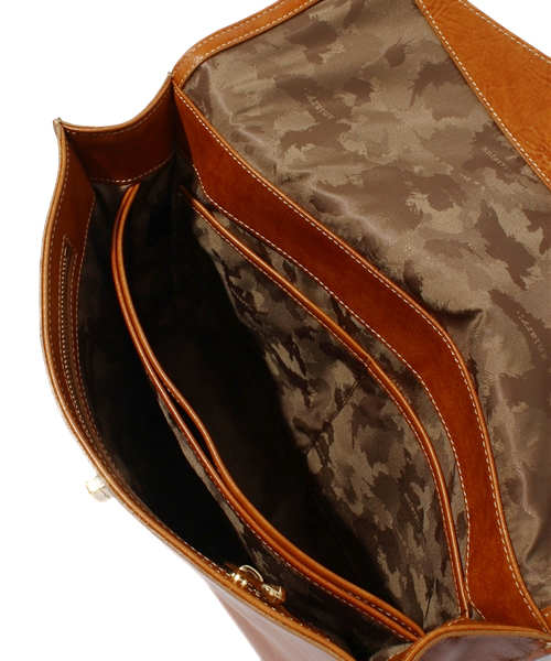 BRILLA per il gusto(ブリッラペルイルグースト)の「aniary / ビジネスクラッチM (ANS810)(クラッチバッグ・メンズ・ブラック系その他/ブラック/ブラウン系その他/ダークブラウン/レッド系その他/ダークグリーン/ネイビー・ONE SIZE)」の13枚目の写真