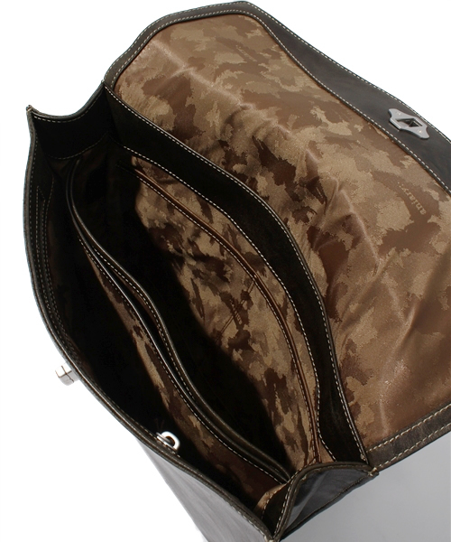 BRILLA per il gusto(ブリッラペルイルグースト)の「aniary / ビジネスクラッチM (ANS810)(クラッチバッグ・メンズ・ブラック系その他/ブラック/ブラウン系その他/ダークブラウン/レッド系その他/ダークグリーン/ネイビー・ONE SIZE)」の14枚目の写真