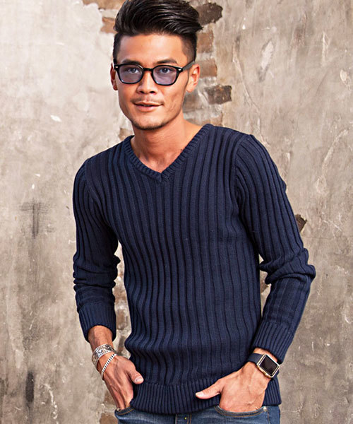 CavariA(キャバリア)の「『CavariA/キャバリア』リブ編みVネック長袖ニットセーター(ニット/セーター・メンズ・ブラック/ネイビー/グレー/オフホワイト/カーキ/ベージュ系その他/チャコール/ワイン・M/L)」の7枚目の写真