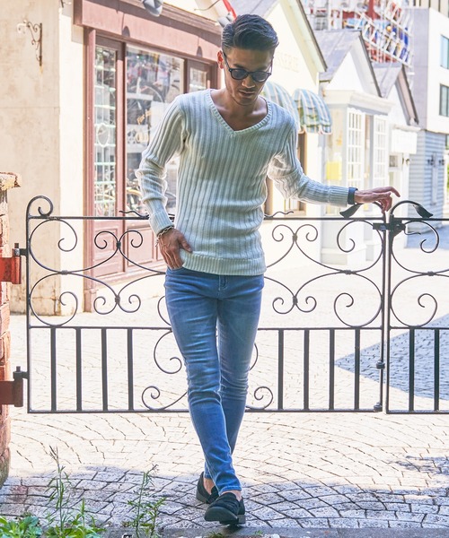 CavariA(キャバリア)の「『CavariA/キャバリア』リブ編みVネック長袖ニットセーター(ニット/セーター・メンズ・ブラック/ネイビー/グレー/オフホワイト/カーキ/ベージュ系その他/チャコール/ワイン・M/L)」の17枚目の写真