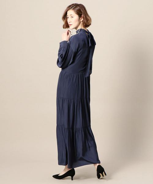 BEAUTY&YOUTH UNITED ARROWS(ビューティーアンドユースユナイテッドアローズ)の「BY DRESS マットサテンバックタイティアードドレス o(ドレス・レディース・オレンジ/ネイビー・MEDIUM/SMALL)」の13枚目の写真