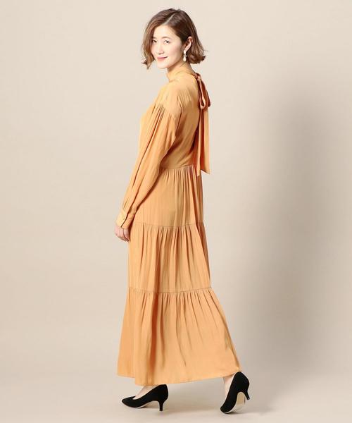 BEAUTY&YOUTH UNITED ARROWS(ビューティーアンドユースユナイテッドアローズ)の「BY DRESS マットサテンバックタイティアードドレス o(ドレス・レディース・オレンジ/ネイビー・MEDIUM/SMALL)」の9枚目の写真