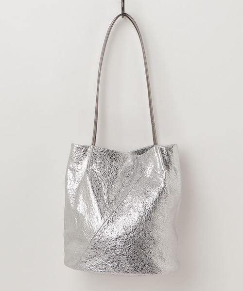 PAPILLONNER（パピヨネ）の「シープメタリックトート（ショルダーバッグ・レディース・シルバー/ブロンズ・FREE）」の9枚目の写真
