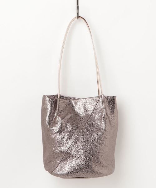 PAPILLONNER（パピヨネ）の「シープメタリックトート（ショルダーバッグ・レディース・シルバー/ブロンズ・FREE）」の5枚目の写真