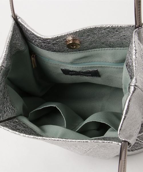 PAPILLONNER（パピヨネ）の「シープメタリックトート（ショルダーバッグ・レディース・シルバー/ブロンズ・FREE）」の8枚目の写真