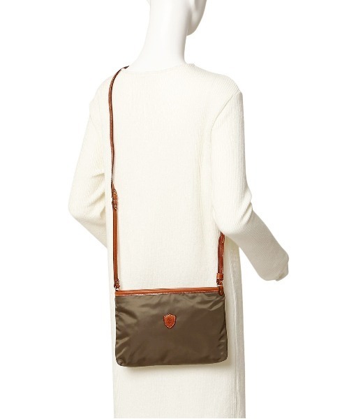 Felisi（フェリージ）の「Felisi ミニショルダーバッグ 15/47/1/DS（ショルダーバッグ・メンズ・ライトブルー/ブルー/イエロー系その他/レッド/ブラック/ベージュ/ネイビー/グリーン・ﾌﾘ-/FREE）」の15枚目の写真