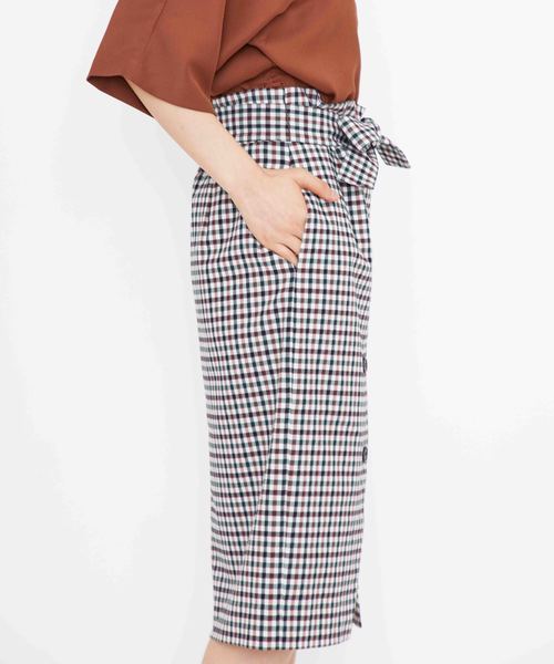NINE（ナイン）の「【NINE】《STUDIOUS別注》ギンガムチェック柄ボタンスリットスカート（スカート・レディース・ブラウン/グレー・FREE）」の6枚目の写真