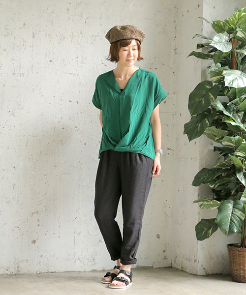 LBC（エルビーシー）の「サイロフィルオープンカラーブラウス（シャツ/ブラウス・レディース・ホワイト/グリーン/ネイビー・M/L）」の9枚目の写真